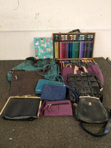 Art set and a variety of genuine Leather purses
