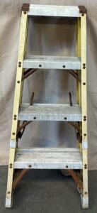 50&rdquo; Rhino 375 Ladder