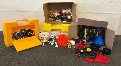 3 Boxes Of Knex Building Toy Supplies, Toy Construction Tools, And More!!