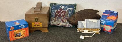 Kiwi Genuine Oak Shoe Server, Christmas Pillow, Looney Toons Mug, And More