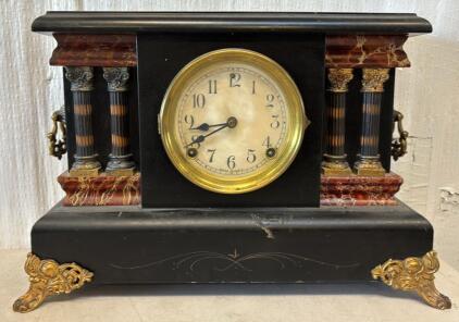 Antique Mantle Clock / 7&rdquo; L x 15&rdquo; W x 11&rdquo; H
