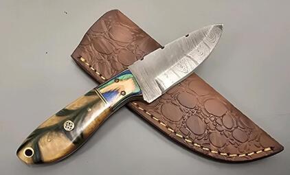 Handmade Damascus Steel Knife With Leather Sheath