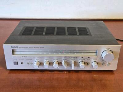 Vintage Yamaha R-500 Natural Sound Stereo AM/FM Receiver / +$150 Value!