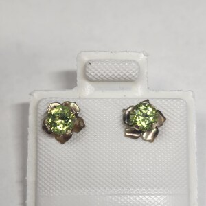 $200 10K Peridot 2In1 Earrings