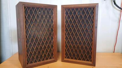 (2) Vintage Pioneer CS-77 Stereo Speaker