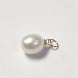 $160 14K Fresh Water Pearl Pendant