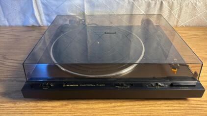 Pioneer PL-600 Stereo Turntable