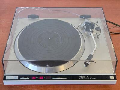 Vintage Technics SL-1400MK2 Quartz Direct Drive Auto Turntable / +$100 Value!