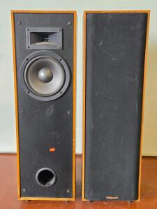 (2) Vintage Klipsch KG 3.5 Tower Light Oak Speakers / +$300 Value!