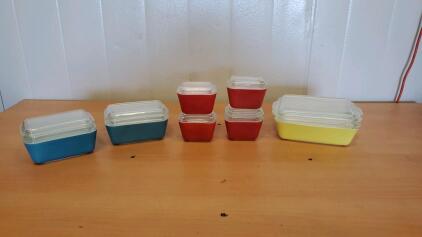 (7) Vintage Pryex Baking Dishes
