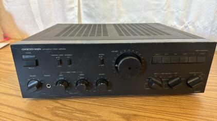 Onkyo A-8957 Stereo Amplifier