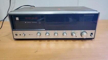 Vintage Panasonic 8 Track Stereo Model RE-8080