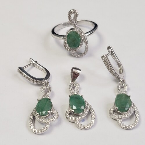 $600 Silver Emerald Ring Earring And Pendant(6.4ct) Set