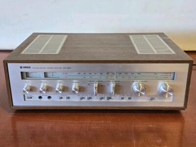Vintage Yamaha CR-820 Natural Sound Stereo Receiver / +$800 Value!