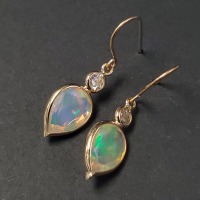 $1290 14K Opal(1.6ct) Diamond(0.16ct) Earrings