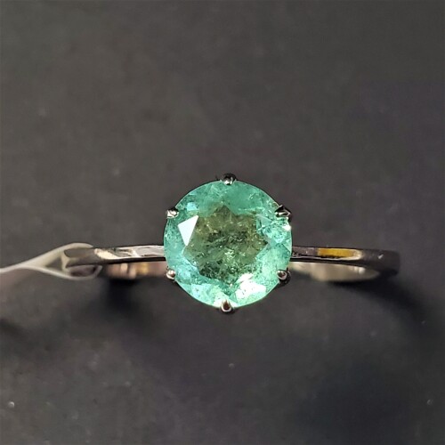 $1650 14K Natural Colombia Emerald(0.7ct) Ring