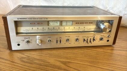 Pioneer SX-750 Stereo Receiver, 50WPC, AM/FM, Serial WB3628419