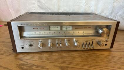 Pioneer SX-750 Stereo Receiver, 50W per Channel, 1976-1977