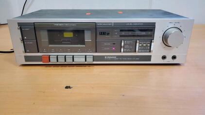 Pioneer CT-350 Vintage Cassette Deck.