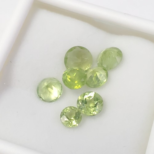 $200 Peridot(4ct)