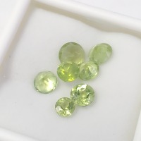 $200 Peridot(4ct)