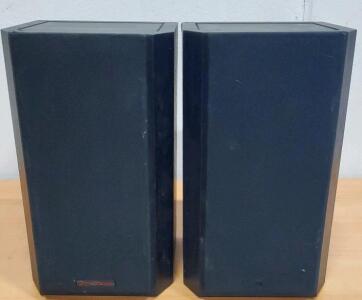 (2) BIC America Venturi V52 2-Way Bookshelf Speaker
