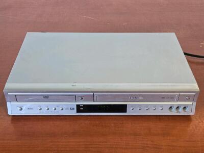 Vintage Toshiba SD-K530SU DVD/VHS Combo Player/Recorder