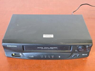 Vintage Orion VR-0212A Digital Auto Tracking VHS Player/Recorder / +$50 Value!