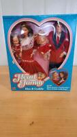 Mattel "The Heart Family Kiss & Cuddle" Doll Set - 2