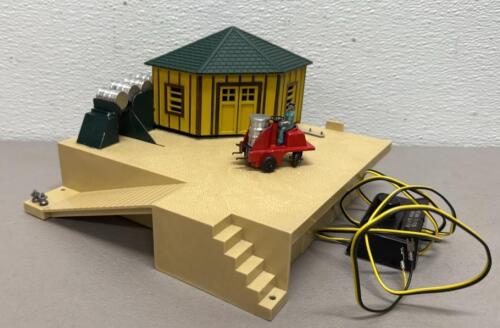 1955-1956 American Flyer Oil Drum Loader, Model Train Accessory, Serial 55709