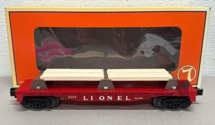2000 Lionel Model 6264 Red Flatcar with Lumber Load, Die-Cast, O Gauge