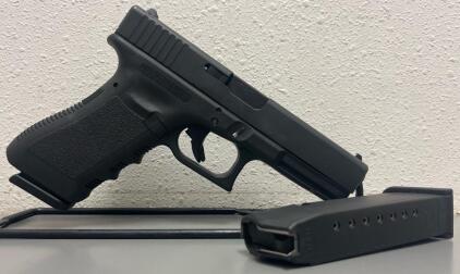 Glock 17 Handgun, 9x19 mm, Serial: BPKG571, 17 Rounds, Made in Austria
