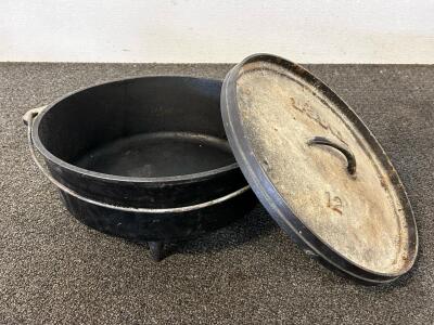 Lodge #12 Cast Iron Dutch Oven With Lid