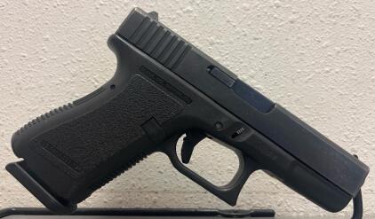 Glock 19 9x19mm Semi-Automatic Pistol, Serial: DY627US