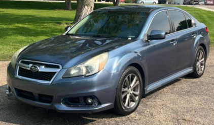 2014 SUBARU LEGACY - AWD!