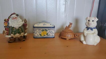 (3) Vintage Cookie Jars And (1) Vintage Bread