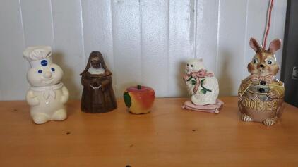 5 Cookie Jars