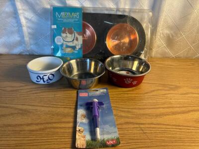 Assorted Animal Item (3) Bowls (1) Silicone Double Feeder & Pill Popper