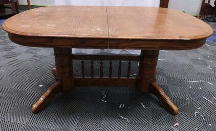 59&frac12;"x 42"x 30" Traditional Oval Dining Table w/ (1) Leaf