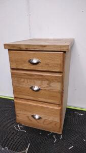 19&frac12;"x 25"x 37" Rolling Wooden 3-Drawer Countertop