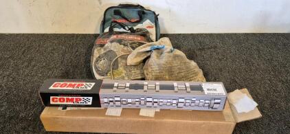 (2) Tire Chains, Truck Tire Chains, (2) CompCams