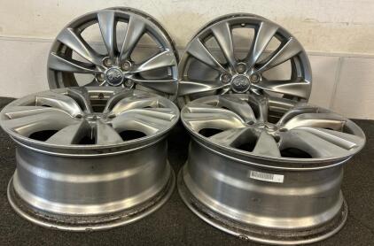 (4) OEM Alloy Wheel For An Infiniti ( 18 X 8 J)