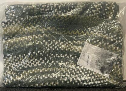 72&rdquo; Round Braided Rug (Ombr&eacute; Olive) (New)