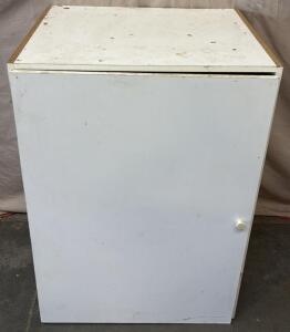 Large White Wooden Cabinet / 25&rdquo; L x 32&rdquo; W x 48&rdquo; H