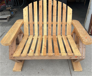Homemade Wooden Bench (H 3&rsquo; 1&rdquo;) (W 4&rsquo; L 2&rsquo; 2&rdquo;)