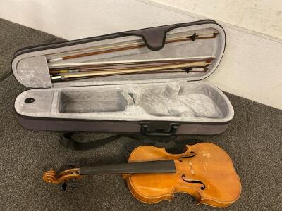 No Brand Violin, With Case And Bows