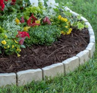 Easy Flex No Dig Landscape Edging (2.7&rdquo; Tall, 90Ft, 72 Piece)