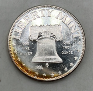 One Troy Ounce Fine Silver Liberty Coin