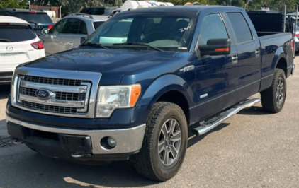 2013 FORD F-150 - 4X4!