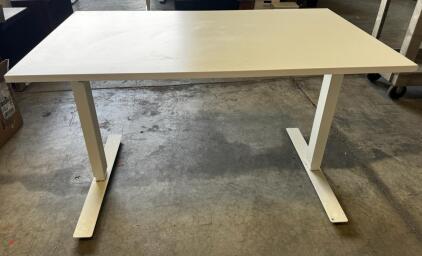Adjustable Desk 47.25&rdquo; Long by 27.5&rdquo; adjustable from 28&rdquo; High to 47.5&rdquo; Tall